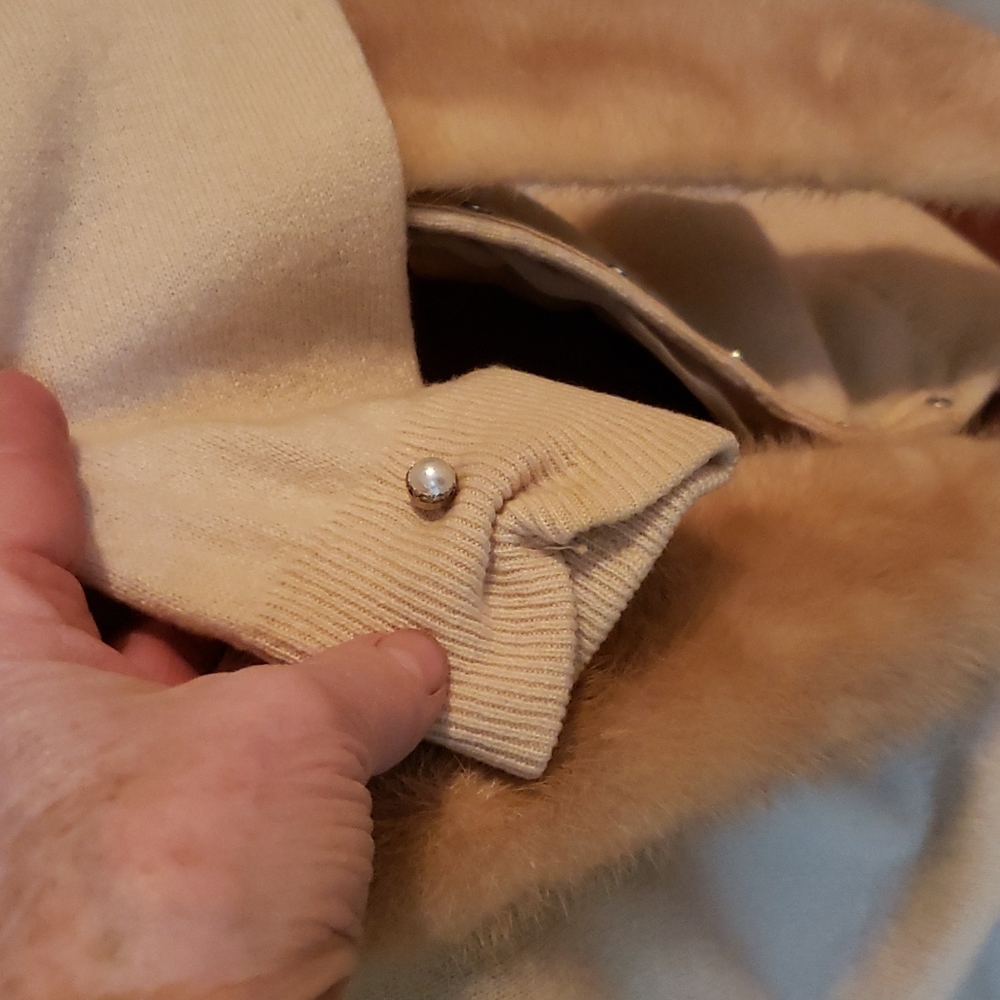 Sweater - Picture 3 of 4